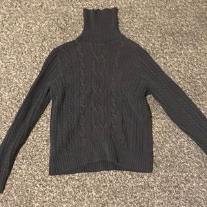 Gray turtleneck, sz M